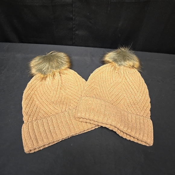Lot Of 2 Khaki Women's Winter Ski Beanie Hats Warm Knit Soft Faux Fur Pompom - Picture 1 of 2